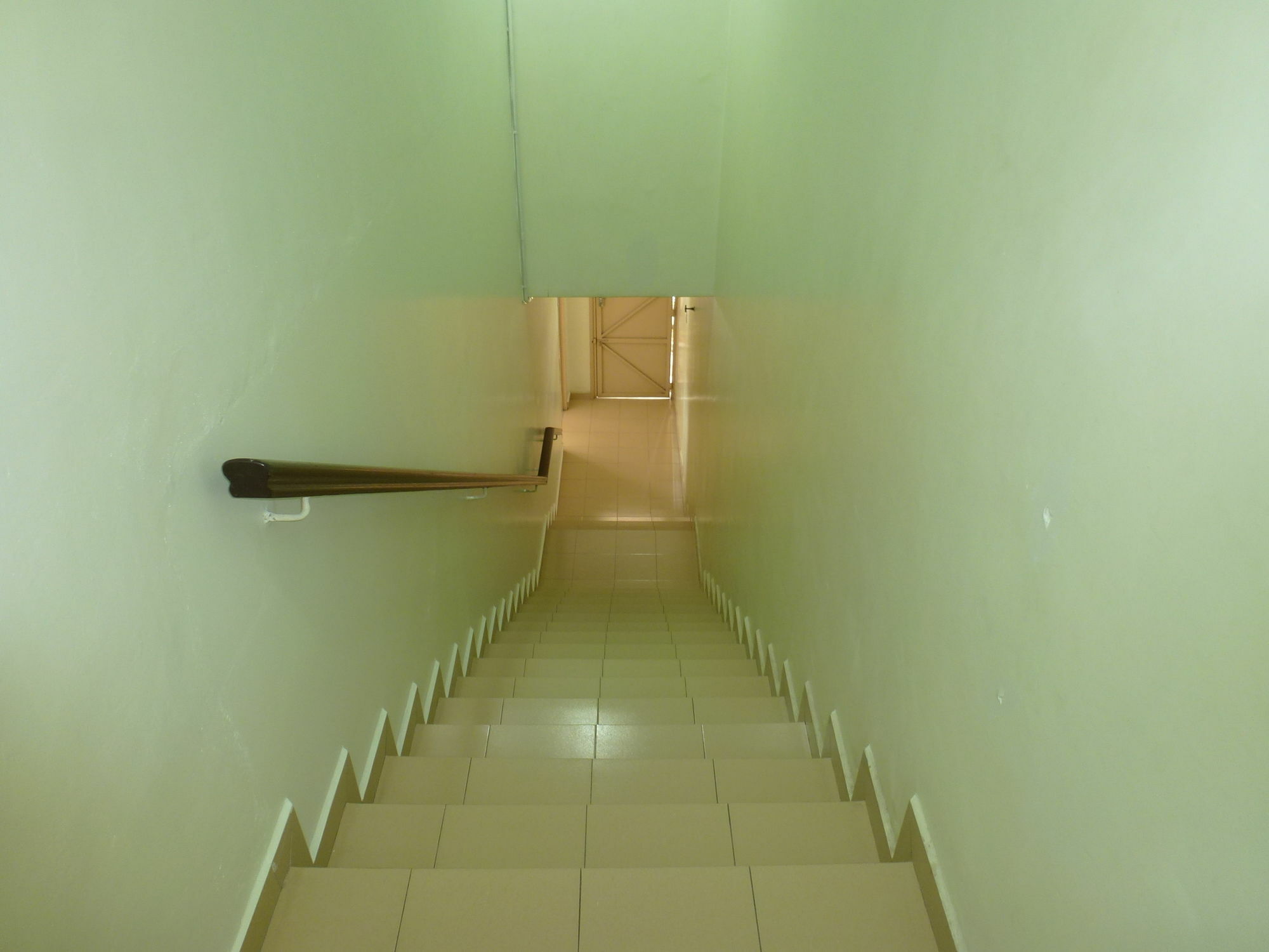 Batu Berendam Inn Kampong Sungai Putat エクステリア 写真